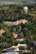 An aerial view of the 365滚球官网's Moscow campus.